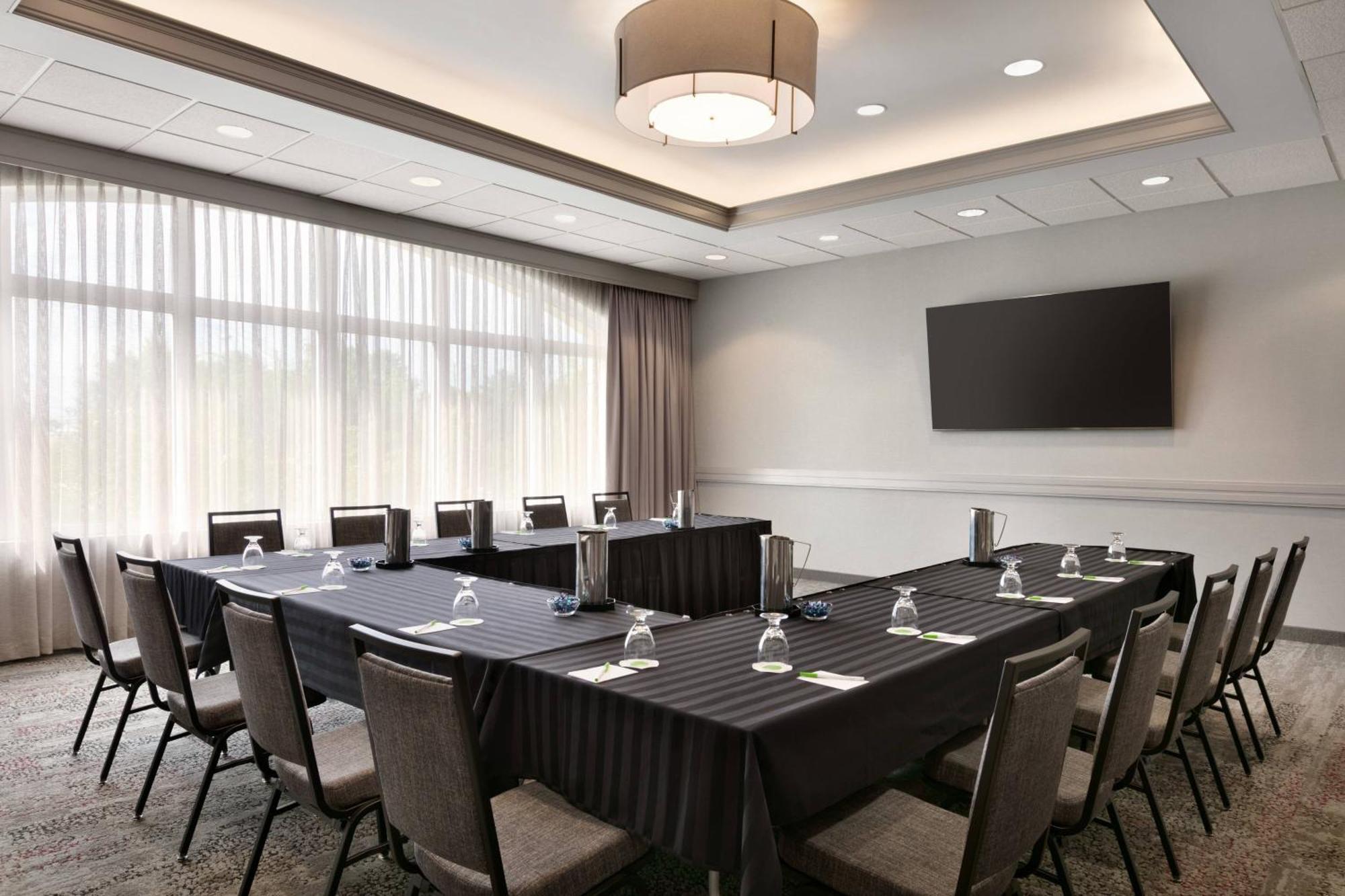 Courtyard By Marriott Tysons Mclean Hotel Тайсънс Корнър Екстериор снимка